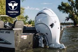 Moteur Hors-Bord 115 Cv Tohatsu Blanc Béluga Arbre Long Démarrage Electrique Commande à Distance Relevage Electrique 5 Moteur Hors-Bord 115 Cv Tohatsu Blanc Béluga Arbre Long Démarrage Electrique Commande à Distance Relevage Electrique – Image 3