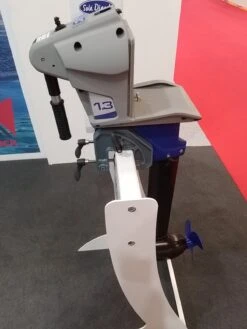 Hors Bord AQUAMOT Modèle Trend 1.3 Arbre Court Barre Franche -Azur Marine Hors Bord AQUAMOT modele Trend 1 3 Arbre Court Barre Fra 2