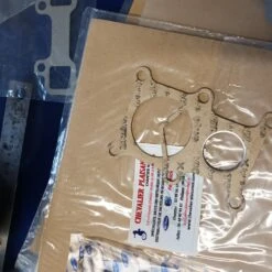 Joint échangeur-coude Partie Arrièrede L'échangeur Sur Solé Mini 17 Avant Version 6. -Azur Marine Joint Echangeur Coude echappement sur moteur 2 Cylindres 1