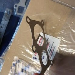 Joint échangeur-coude Partie Arrièrede L'échangeur Sur Solé Mini 17 Avant Version 6. -Azur Marine Joint Echangeur Coude echappement sur moteur 2 Cylindres 2