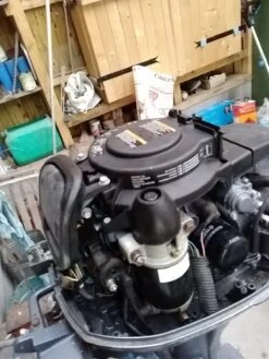 Moteur HIDEA 20 Cv Arbre Court, Commande à Distance, Démarrage Electrique 4 Temps Carburateur -Azur Marine Moteur HIDEA 20 cv 4 Temps arbre court HDF20HS 7