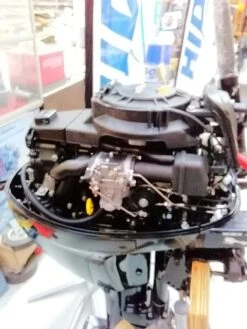 Moteur HIDEA 8 Cv 4 Temps Arbre Court Démarrage Electrique -Azur Marine Moteur HIDEA 8cv barre franche demarrage electrique 1