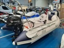 Moteur Hors-Bord 30 Cv Tohatsu Arbre Long Démarrage Manuel Barre Franche Relevage Manuel -Azur Marine Moteur Hors Bord 30 cv Tohatsu Arbre Long Demarrage Manu 4