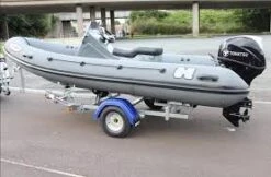 Moteur Hors-Bord 40 Cv Tohatsu Arbre Long, Démarrage Electrique, Commande à Distance, Relevage Electrique -Azur Marine Moteur Hors Bord 40 cv Tohatsu Arbre Long Demarrage Elec 12