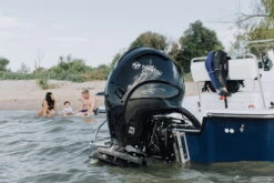 Moteur Hors-Bord 90 Cv Tohatsu Arbre Long Démarrage Electrique Commande à Distance Relevage Electrique