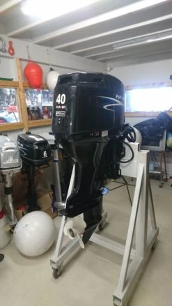 Moteur Hors-Bord PARSON 40 Cv 4 Temps Injection. 12 Moteur Hors-Bord PARSON 40 Cv 4 Temps Injection. -Azur Marine Moteur Hors Bord PARSON 40 cv 4 temps injection F40FWL P 2