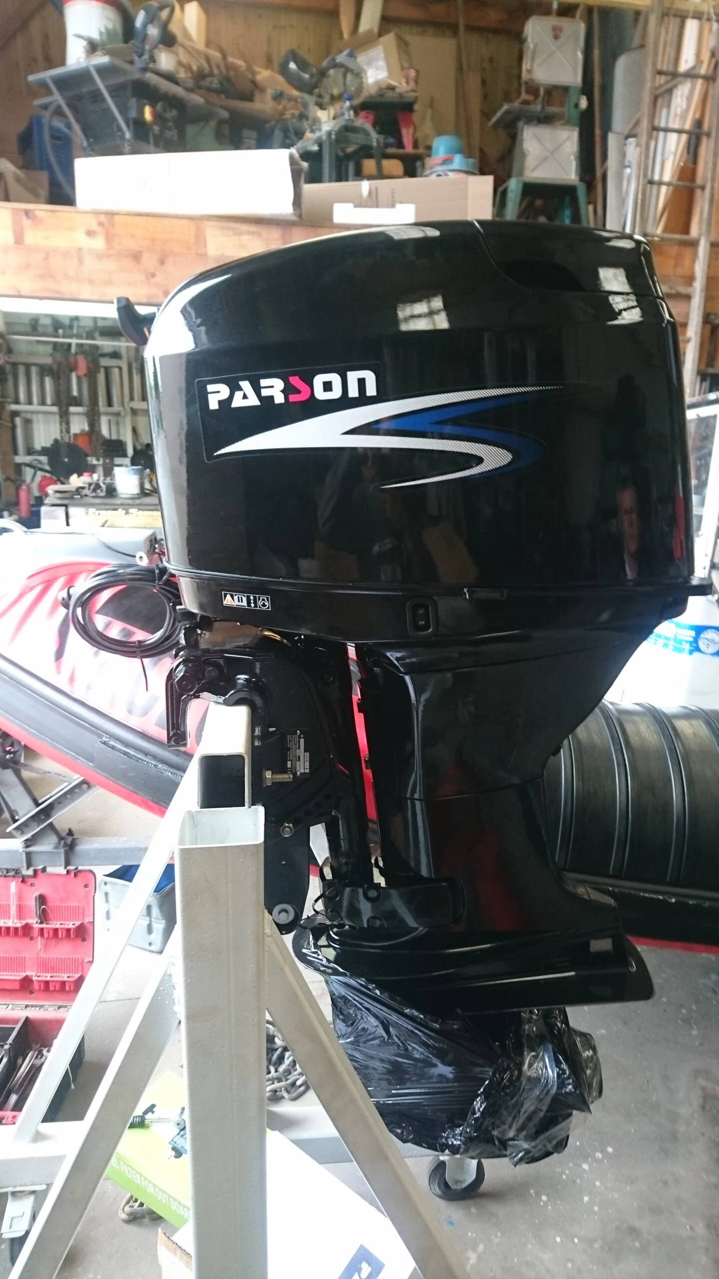 Moteur Hors-Bord PARSON 40 Cv 4 Temps Injection. 4 Moteur Hors-Bord PARSON 40 Cv 4 Temps Injection. â Image 2