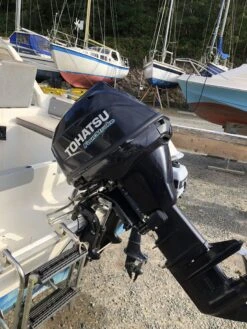 Moteur Hors-Bord TOHATSU 6 Cv, 4temps, (Arbre Long) -Azur Marine Moteur Tohatsu 6 cv Arbre Long 1