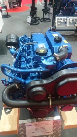 Moteur In-board Solé Diesel Mini 44 9 Moteur In-board Solé Diesel Mini 44 -Azur Marine Moteur in board Sole Diesel Mini 44 512749008 1