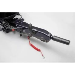 Moteur Hors-Bord 60 Cv Tohatsu Arbre Long Démarrage Electrique Barre Franche MULTIFONCTIONS Relevage Electrique -Azur Marine Option Commande barre franche a partir de 480 ttc promo 2